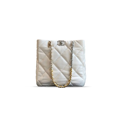 CHANEL 19 SHOPPING BAG QUILTED LEATHER MEDIUM AS3519 (30*30*10cm)